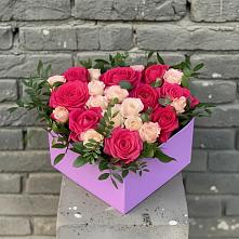 Цветочная композиция из Розы в коробке в Баклановской Ставропольского края