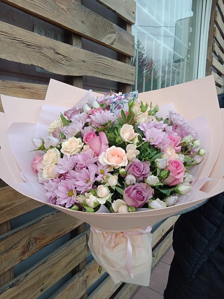 Букет цветов из: Розы и Хризантемы в Баклановской Ставропольского края