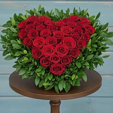 Цветочная композиция из Розы в виде сердца в Баклановской Ставропольского края