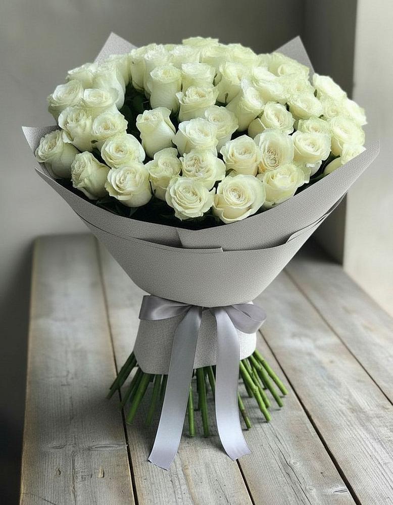 Букет 35 Белых роз в Баклановской Ставропольского края