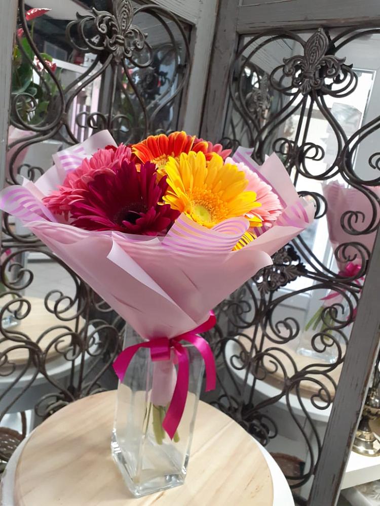 Букет цветов из: Герберы в Баклановской Ставропольского края