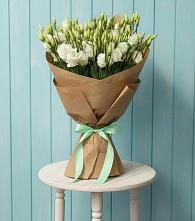 Букет цветов из:  Лизиантусы #REPLACE_PRED# Баклановской Ставропольского края