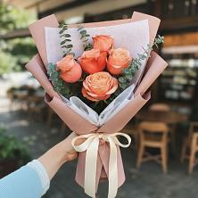 Букет цветов из:  Розы в Баклановской Ставропольского края