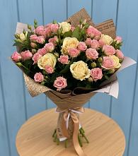 Букет цветов из:  Розы в Баклановской Ставропольского края