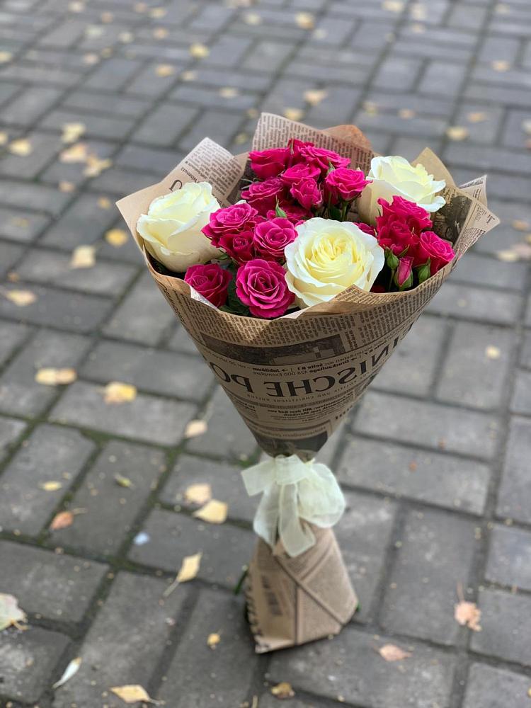 Букет цветов из: Розы в Баклановской Ставропольского края