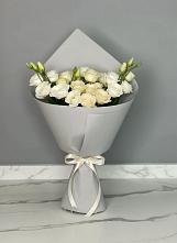 Букет цветов из:  Розы и Лизиантусы в Баклановской Ставропольского края