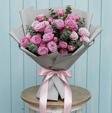 Букет цветов из:  Розы в Баклановской Ставропольского края